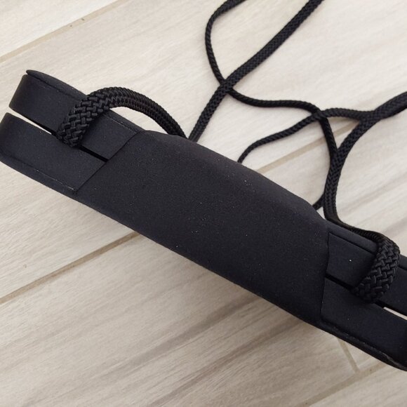 Marshall Field Vintage Black Fabric Crossbody Hard Shell Evening Handbag. - Picture 5 of 6